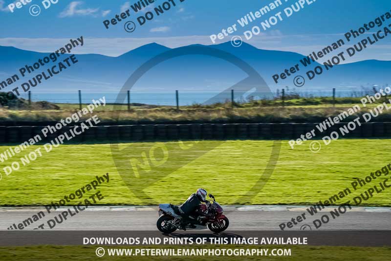 anglesey no limits trackday;anglesey photographs;anglesey trackday photographs;enduro digital images;event digital images;eventdigitalimages;no limits trackdays;peter wileman photography;racing digital images;trac mon;trackday digital images;trackday photos;ty croes